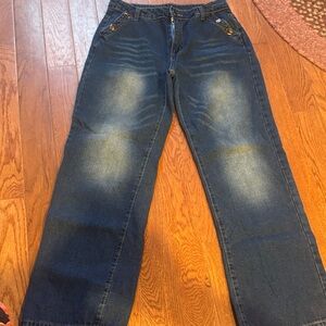 Women’s Blue Jeans